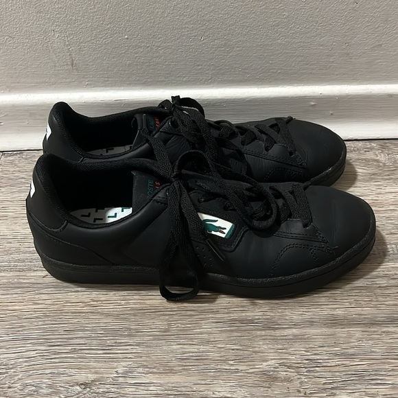 HOST PICK Lacoste Men’s Masters Classic Tennis Sneaker - Picture 2 of 11